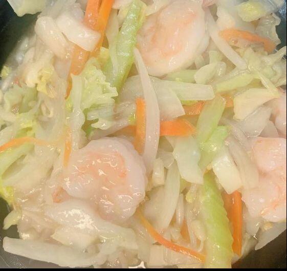 5. SHRIMP CHOW MEIN