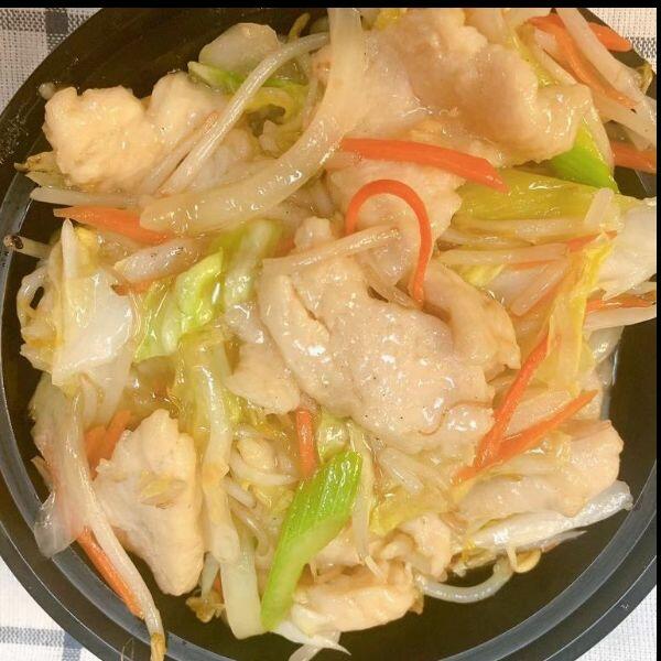 1. CHICKEN CHOW MEIN